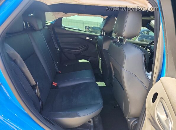 WF0DP3TH6J4126676 2018 FORD FOCUS Синий Вид задних сидений