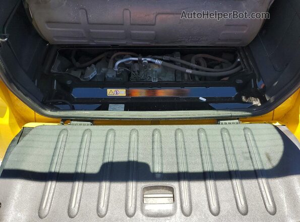 WMEEJ9AAXGK843380 2016 SMART FORTWO Желтый Вид задней части салона