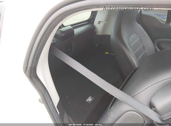 WMEFJ5DA3GK049295 2016 SMART FORTWO Blue Вид наклейки з VIN-кодом