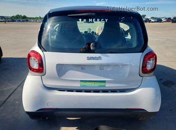 WMEFJ5DA4GK123419 2016 SMART FORTWO White Հետևի տեսք