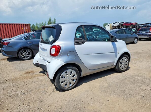 WMEFJ5DA9GK153905 2016 SMART FORTWO White Rear right