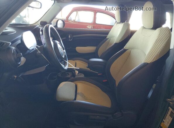 WMW13DJ01P2T36690 2023 MINI COOPER Green Սալոնի դիմացի տեսք