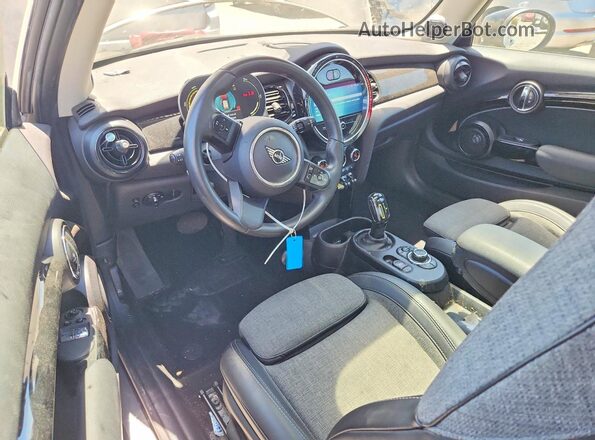 WMW13DJ04P2T37185 2023 MINI COOPER Gray Вид панелі приладів