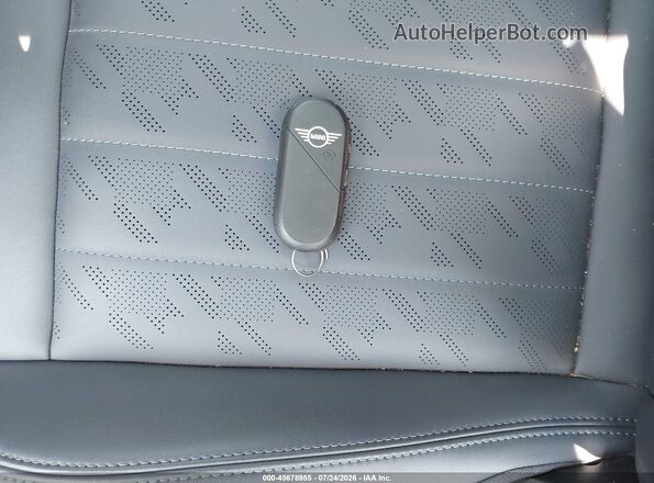 WMW23GD06S2W98590 2025 MINI HARDTOP Blue Widok deski rozdzielczej