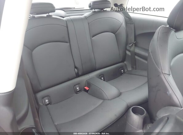 WMW53DH09N2P80050 2022 MINI HARDTOP Red Вид наклейки з VIN-кодом