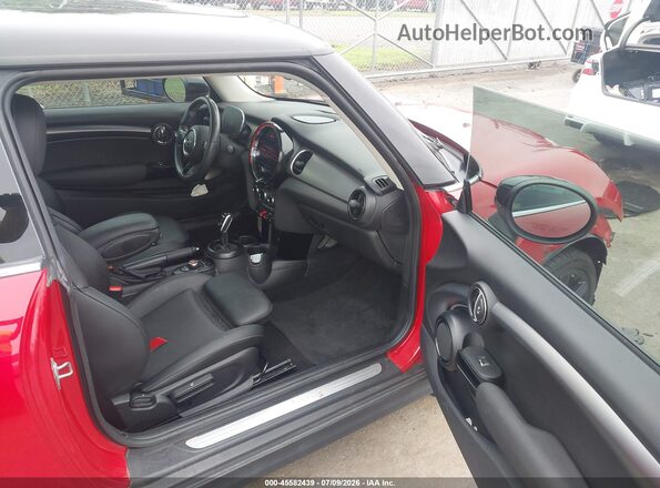 WMW53DH09N2P80050 2022 MINI HARDTOP Red Вид салону спереду