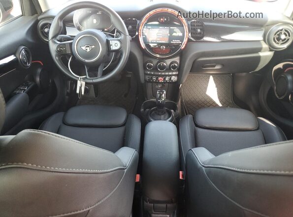 WMW53DK04P2U07445 2023 MINI COOPER Red Вид панелі приладів