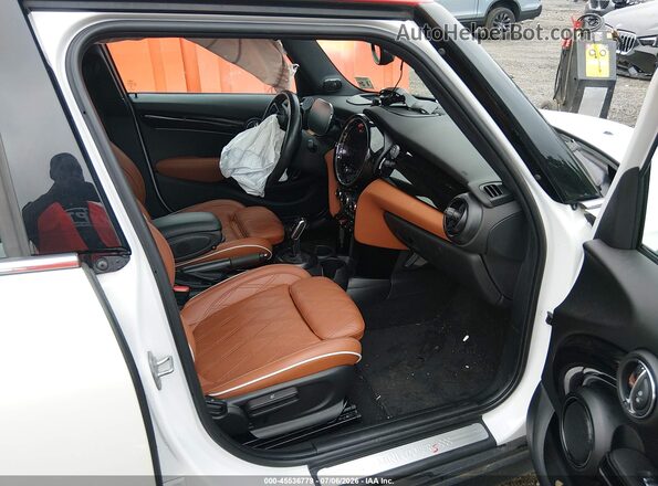 WMW53DK04R2U33952 2024 MINI HARDTOP Белый Вид салона спереди