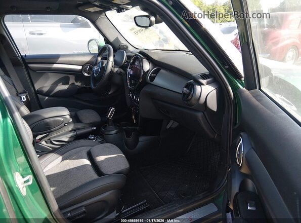 WMW53DK0XR2W08480 2024 MINI HARDTOP Green Widok wnętrza z przodu