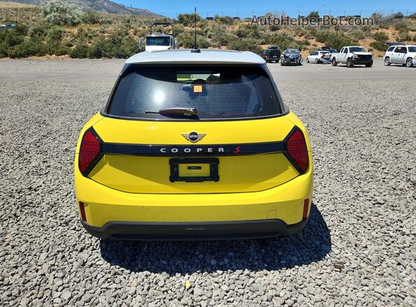 WMW53GD07S2X13854 2025 MINI COOPER Yellow Вид ззаду