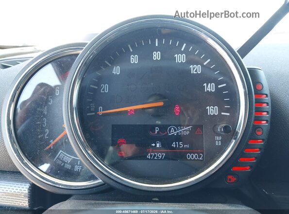 WMWLN5C54G2B28596 2016 MINI CLUBMAN Красный Вид задних сидений