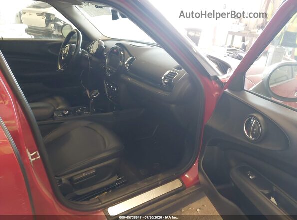 WMWLU1C50H2F28099 2017 MINI CLUBMAN Red Front interior view