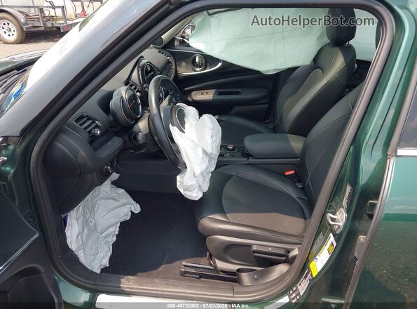 WMWLU1C53H2F27206 2017 MINI CLUBMAN Green Front interior view