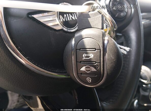WMWLU1C58H2C41755 2017 MINI CLUBMAN Black წინა პანელის ხედი