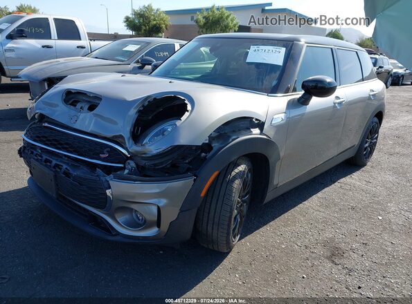 WMWLV7C09L2M49203 2020 MINI CLUBMAN Gray Առջևի ձախ երեք քառորդ տեսարան