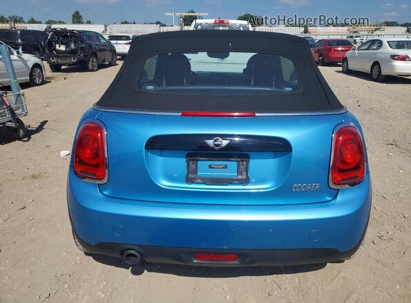 WMWWG5C32H3C20582 2017 MINI COOPER Blue Rear view