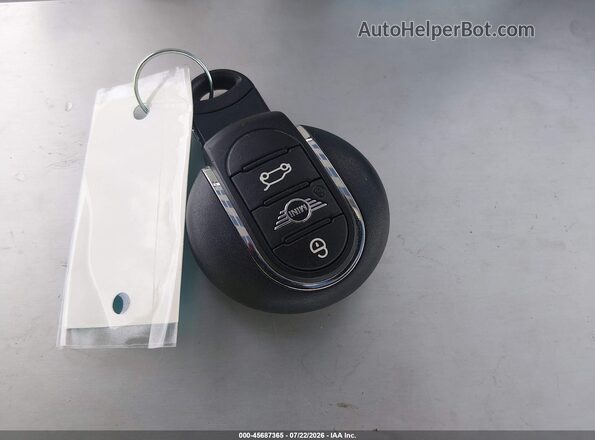 WMWXJ1C01L2L51163 2020 MINI CLUBMAN Blue Widok deski rozdzielczej