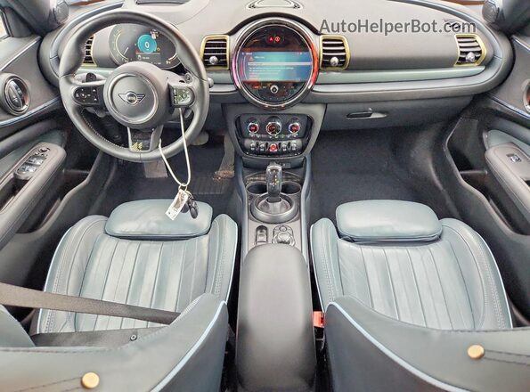 WMWXJ1C05P2S53100 2023 MINI COOPER Blue Vista del salpicadero
