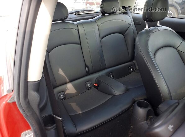 WMWXP5C52J2H28911 2018 MINI COOPER Red უკანა სავარძლების ხედი