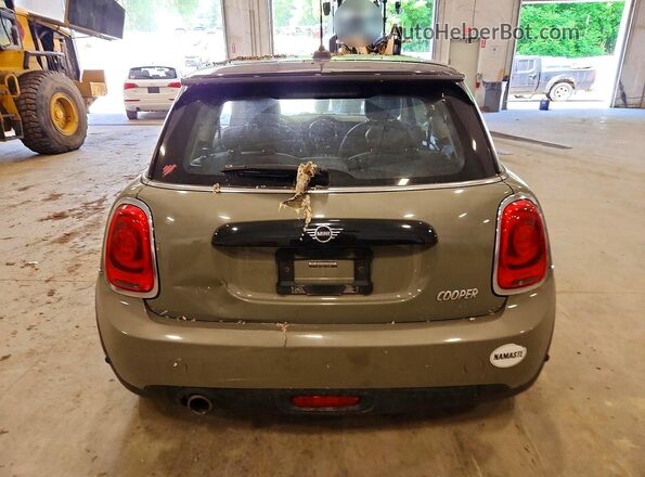 WMWXP5C52K2D72168 2019 MINI COOPER Gray Vista trasera