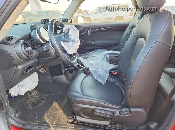 WMWXP5C56K2H31411 2019 MINI COOPER Красный Вид салона спереди