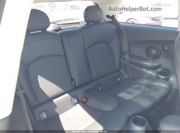 WMWXR5C00L2M12146 2020 MINI HARDTOP Красный Вид наклейки с VIN-кодом