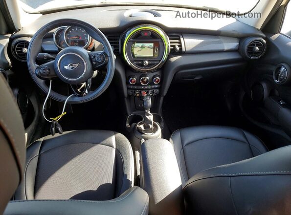 WMWXU1C38H2F77082 2017 MINI COOPER White Dashboard view