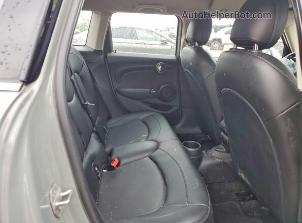 WMWXU1C56J2F81526 2018 MINI COOPER Gray Вид задньої частини салону