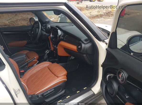 WMWXU1C58K2J01520 2019 MINI HARDTOP Cream Սալոնի դիմացի տեսք