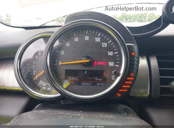 WMWXU3C56G2D28002 2016 MINI HARDTOP Gray Widok tylnych siedzeń