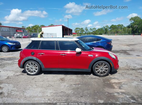 WMWXU3C5XG2D27631 2016 MINI HARDTOP Red უკანა სალონის ხედი