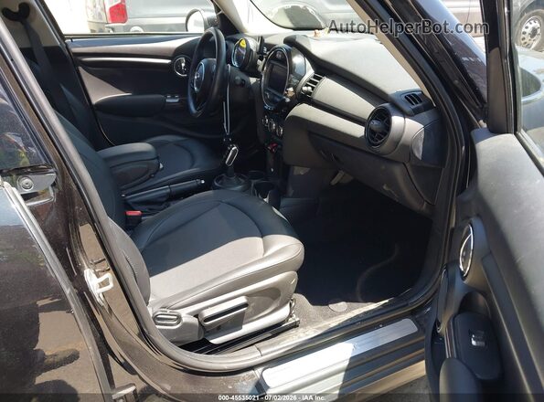 WMWXU7C05M2N74754 2021 MINI HARDTOP Black Widok wnętrza z przodu