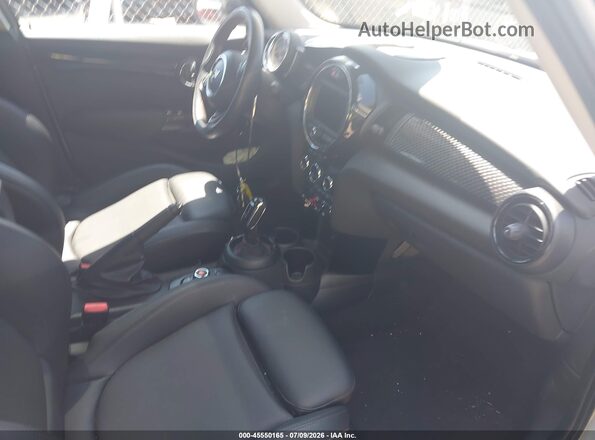 WMWXU9C03L2M66725 2020 MINI HARDTOP Серебряный Вид салона спереди