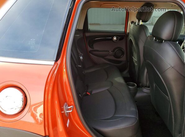 WMWXU9C07M2P23287 2021 MINI COOPER Orange უკანა სალონის ხედი