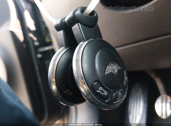 WMWZC5C52GWT39592 2016 MINI COUNTRYMAN Черный Вид панели приборов