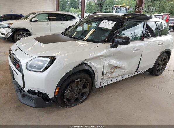 WMZ23GA00T7V31038 2026 MINI COUNTRYMAN White Widok z przodu