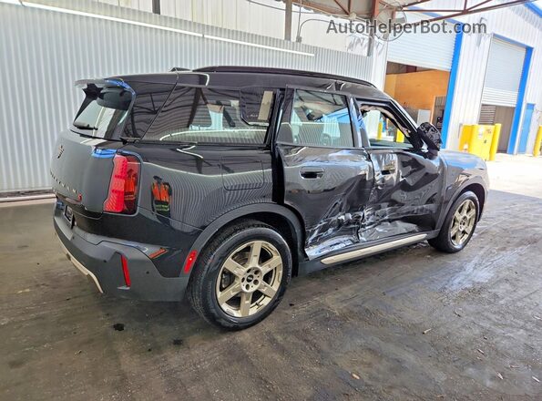 WMZ23GA04S7S18542 2025 MINI COUNTRYMAN Black Trasero derecho