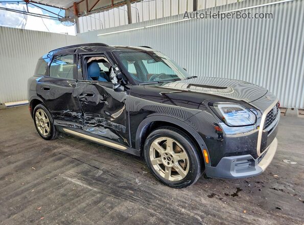 WMZ23GA04S7S18542 2025 MINI COUNTRYMAN Black Delantero derecho