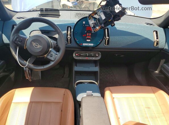 WMZ23GA05S7S05718 2025 MINI COUNTRYMAN Blue Առջևի վահանակի տեսք