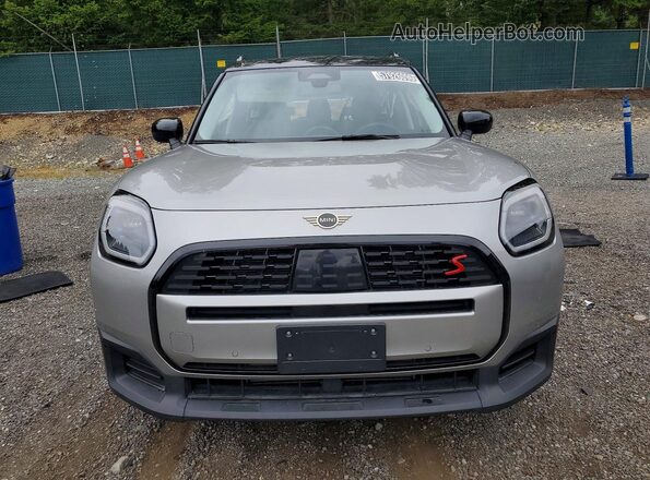 WMZ23GA07S7S43757 2025 MINI COUNTRYMAN Серебряный Вид спереди