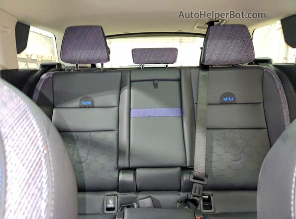 WMZ23GA08S7T57654 2025 MINI COUNTRYMAN Blue Widok tylnych siedzeń