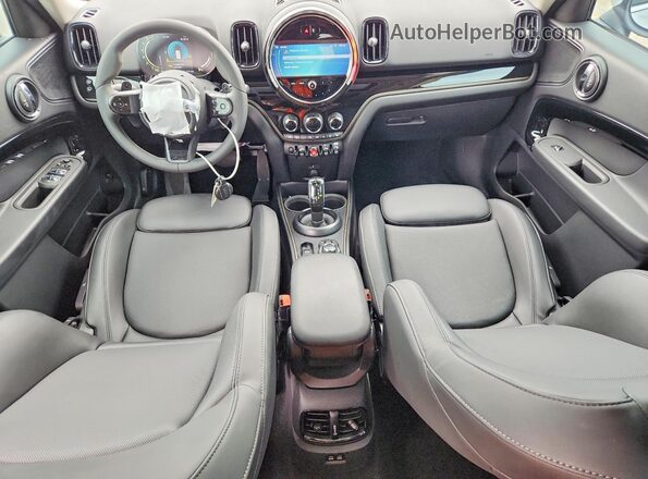 WMZ53BR07R3R37273 2024 MINI COOPER Silver Dashboard view