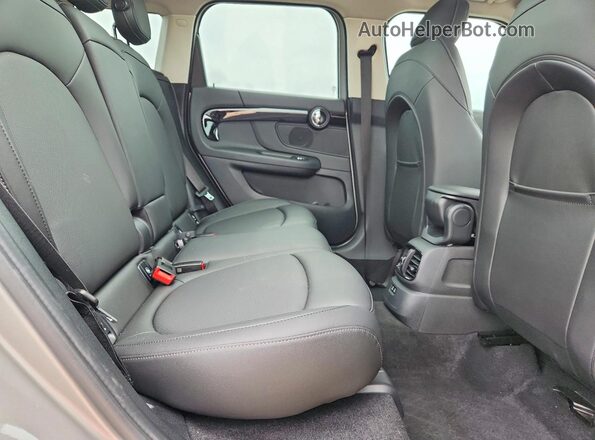 WMZ53BR07R3R37273 2024 MINI COOPER Silver Rear interior view
