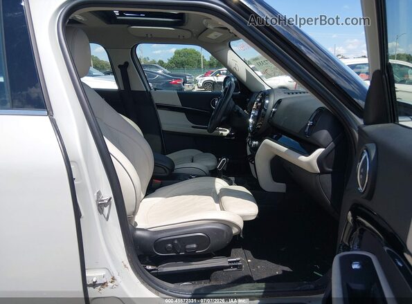 WMZ53BR0XN3N72744 2022 MINI COUNTRYMAN White Vista interior delantera