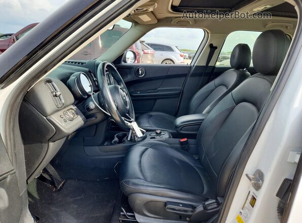 WMZYS7C51K3F45805 2019 MINI COOPER Белый Вид салона спереди