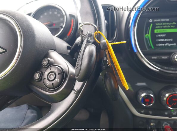 WMZYT3C36J3E93266 2018 MINI COUNTRYMAN Blue Vista del salpicadero