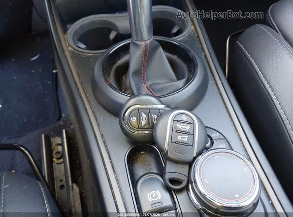 WMZYT3C54K3E95553 2019 MINI COUNTRYMAN Black Dashboard view