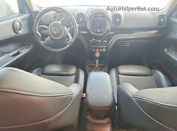 WMZYT5C55K3G90198 2019 MINI COOPER Black Вид панелі приладів