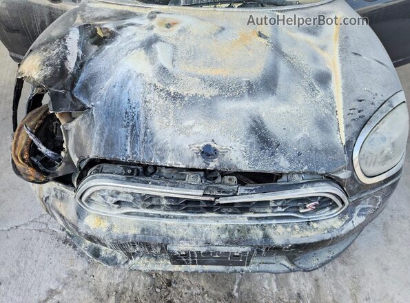 WMZYT5C55K3G90198 2019 MINI COOPER Black Вид задньої частини салону