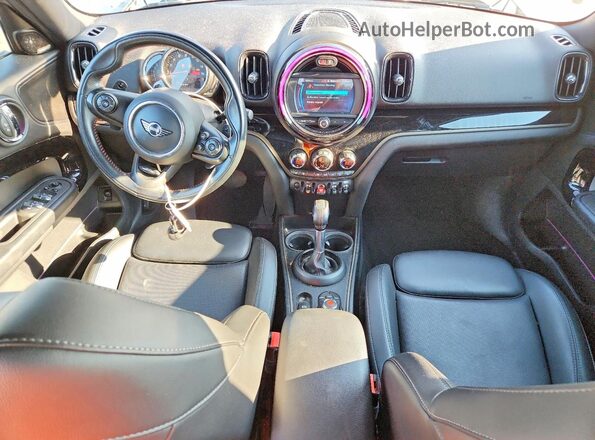 WMZYT5C58K3E63944 2019 MINI COOPER Gray Dashboard view